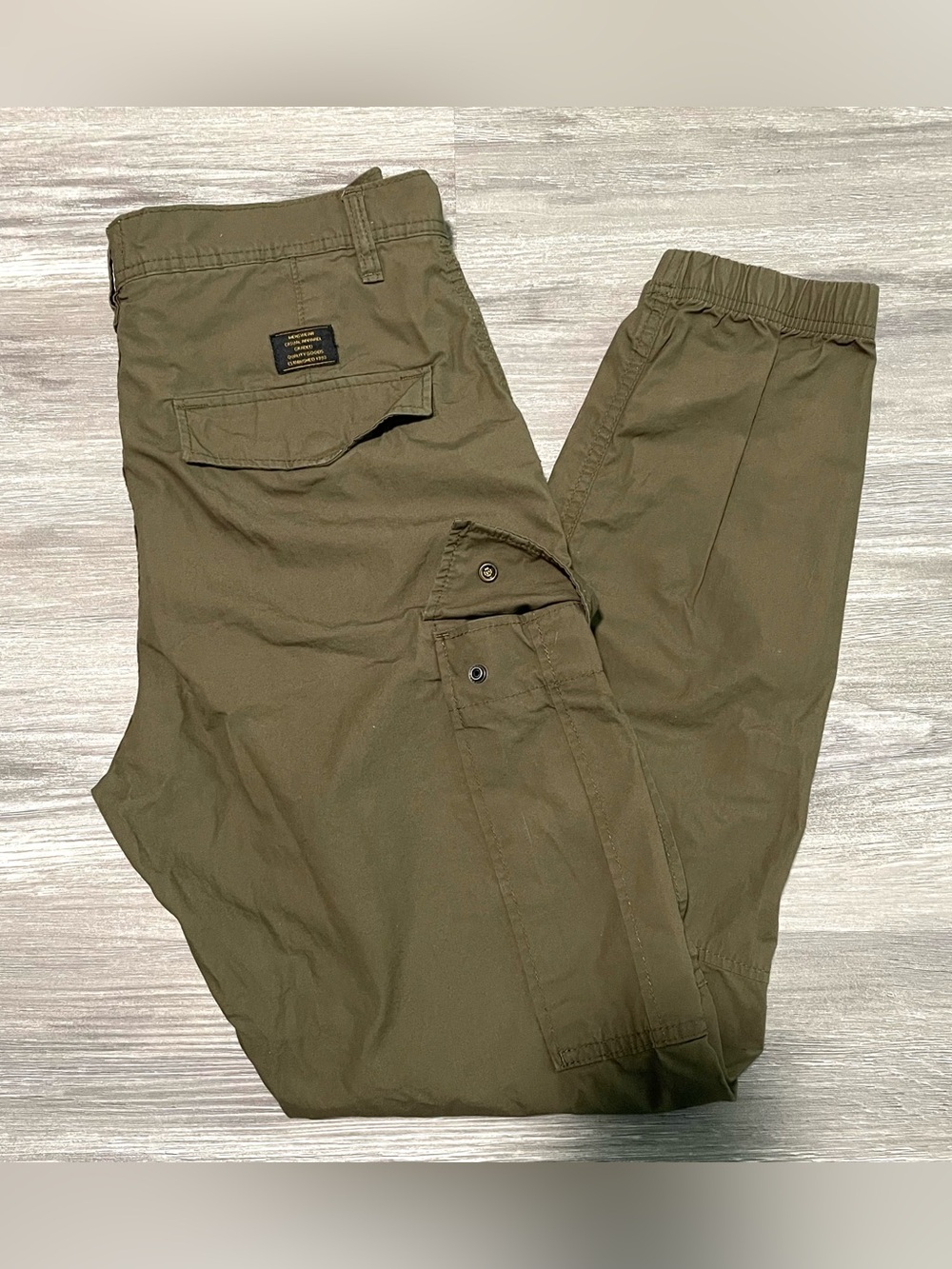 H&M Olive Green Cargo Jogger Pants Men’s Size 30 Utility Snap Pocket Streetwear